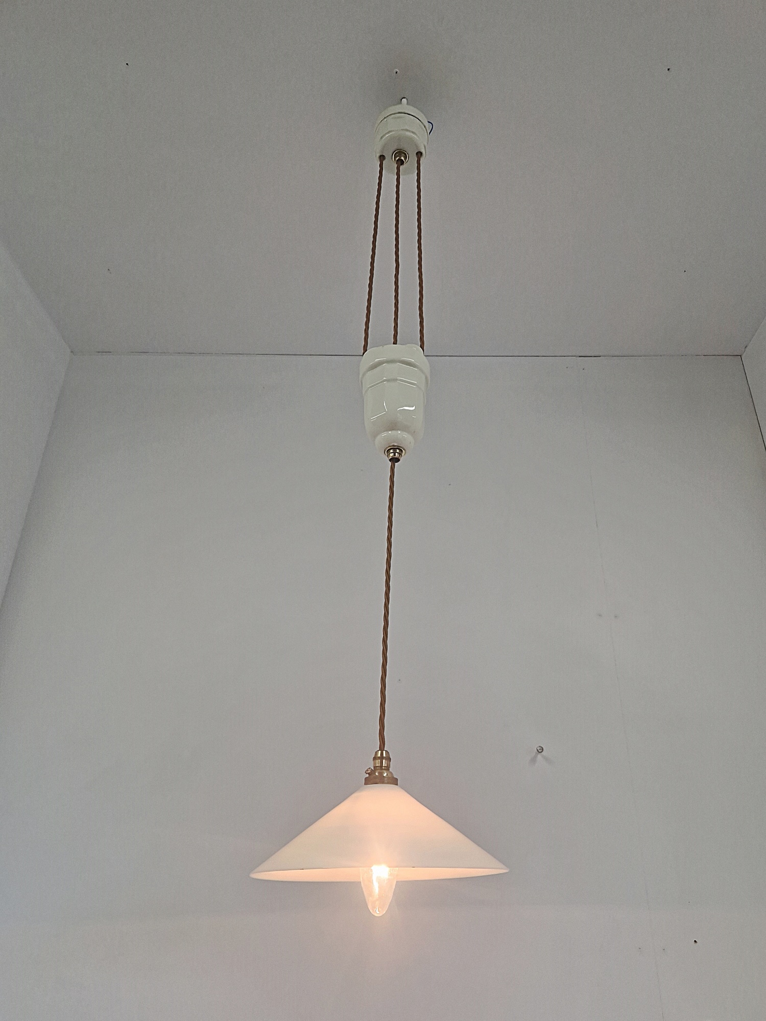 Unsigned | Ceramic "Rise & Fall" Pendant Light | France C.1920-39 - Image 4