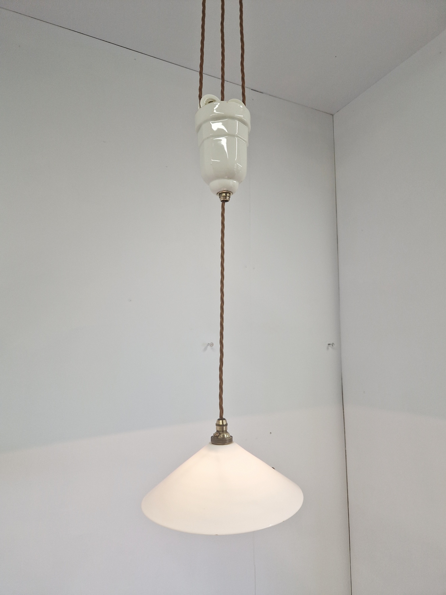 Unsigned | Ceramic "Rise & Fall" Pendant Light | France C.1920-39 - Image 6