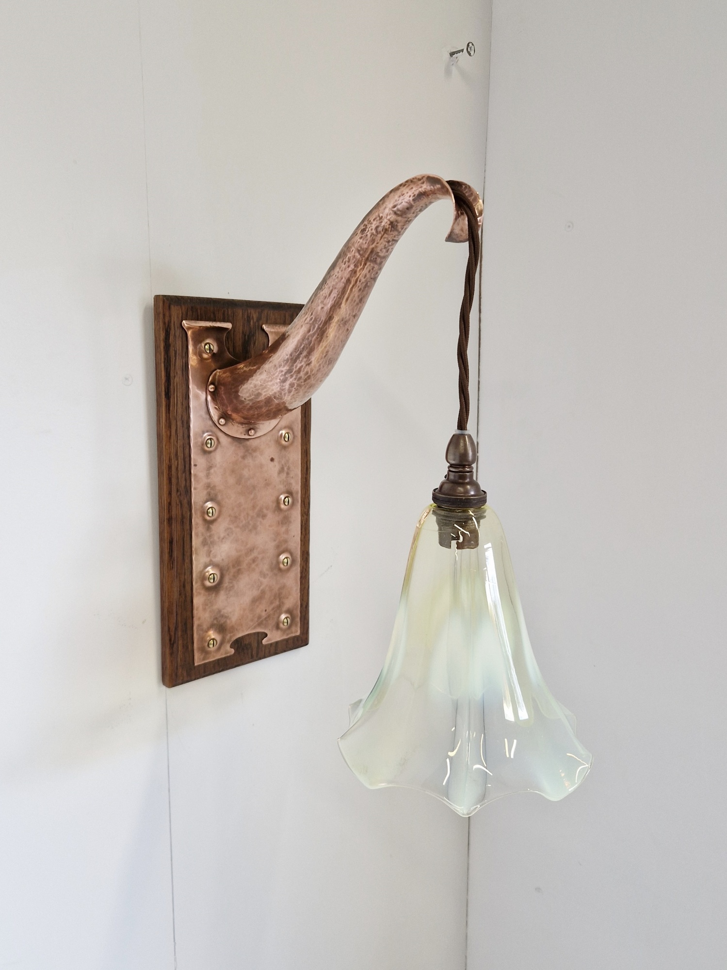 Style of Jesson Birkett & Co (Faulkner Bronze co.) | Arts & Crafts Wall Light | England c.1900 | SOLD - Image 3