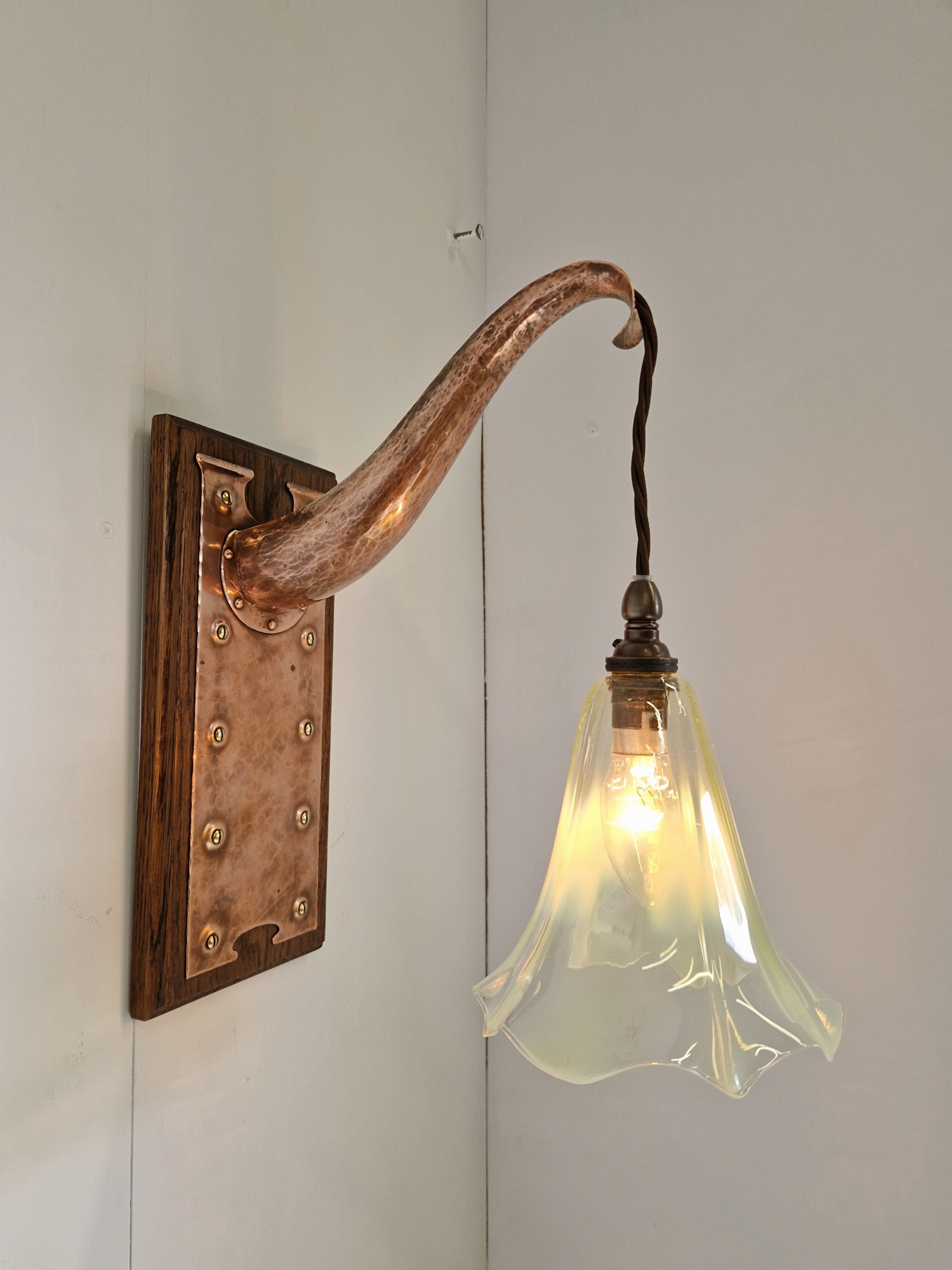 Style of Jesson Birkett & Co (Faulkner Bronze co.) | Arts & Crafts Wall Light | England c.1900 | SOLD - Image 4
