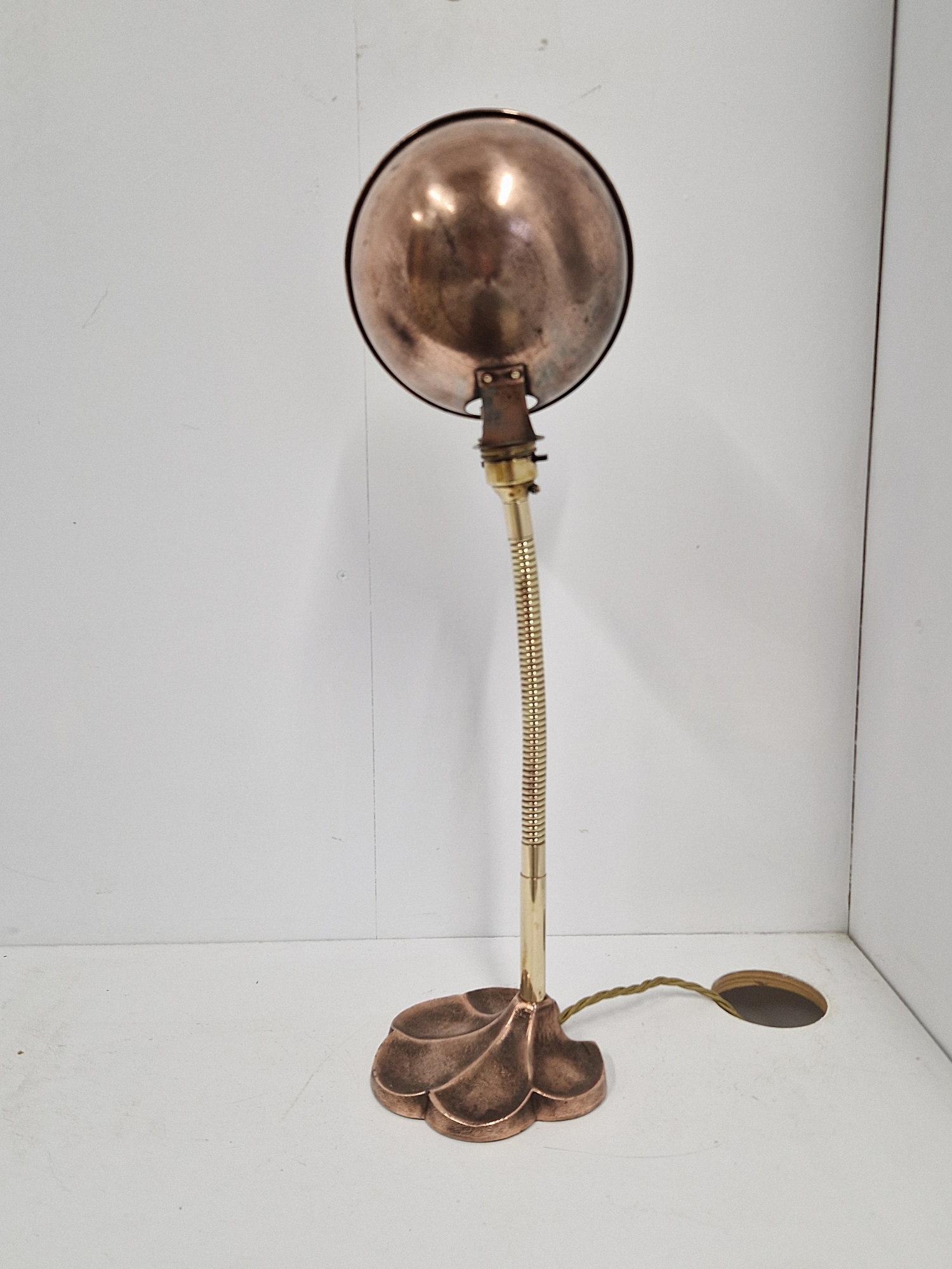 Unsigned | Copper & Brass "Clerk's" Desk Lamp | England c.1935 | SOLD - Image 6