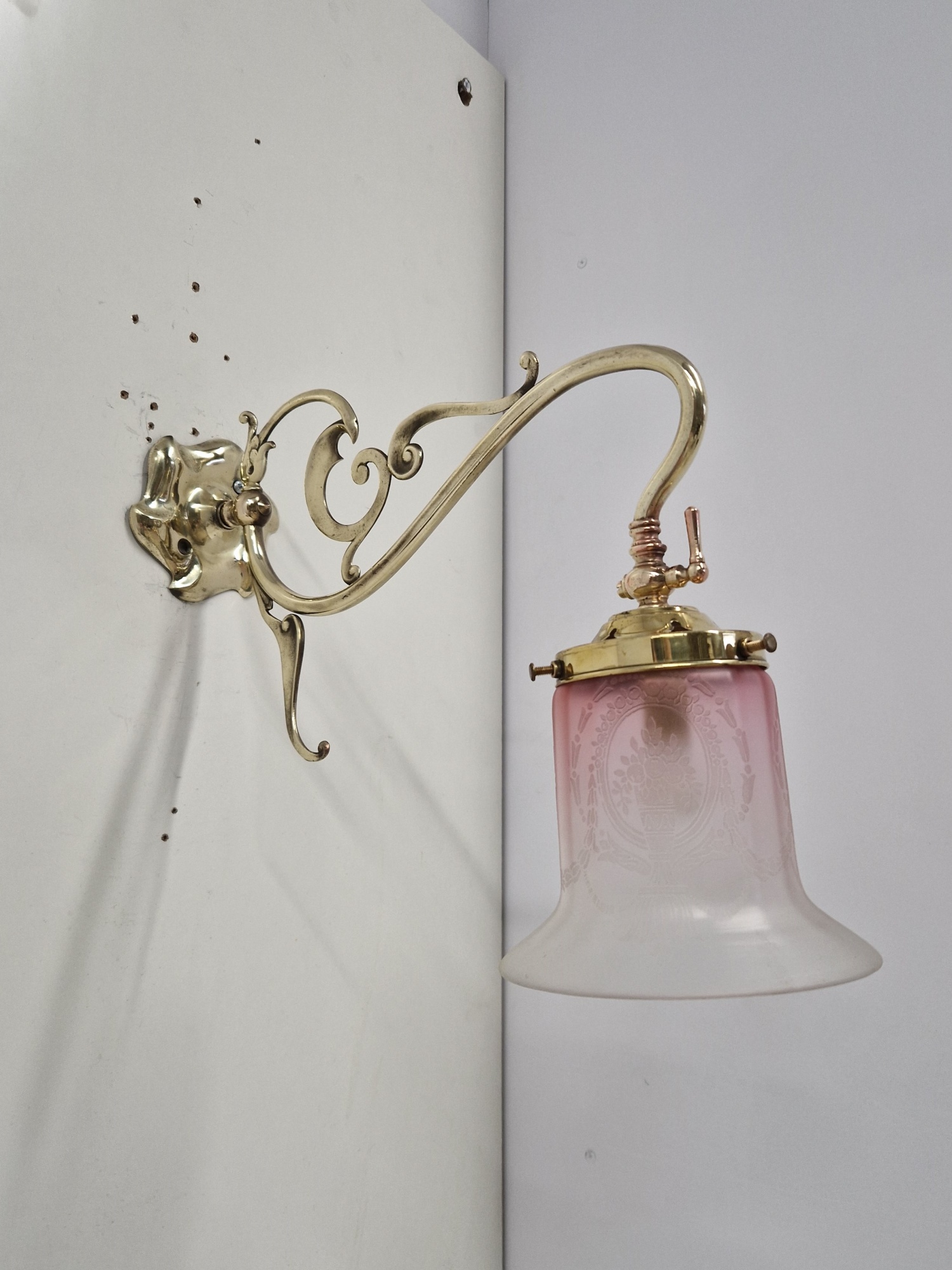 Unsigned | Art Nouveau Gas Wall Light | England c.1900 - Image 5