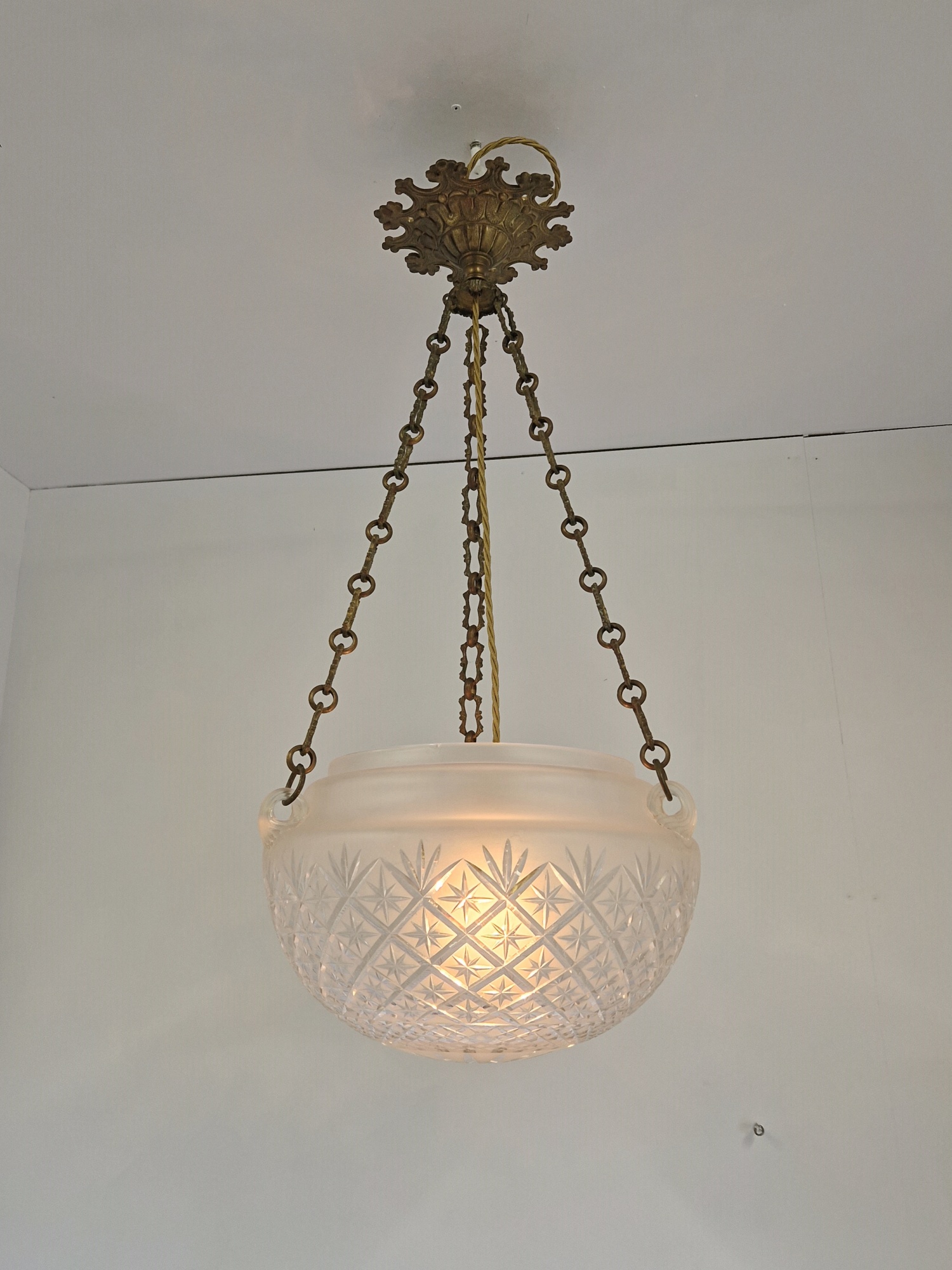 Unsigned | Rare Cut-Glass Plafonnier | England c.1905 - Image 2