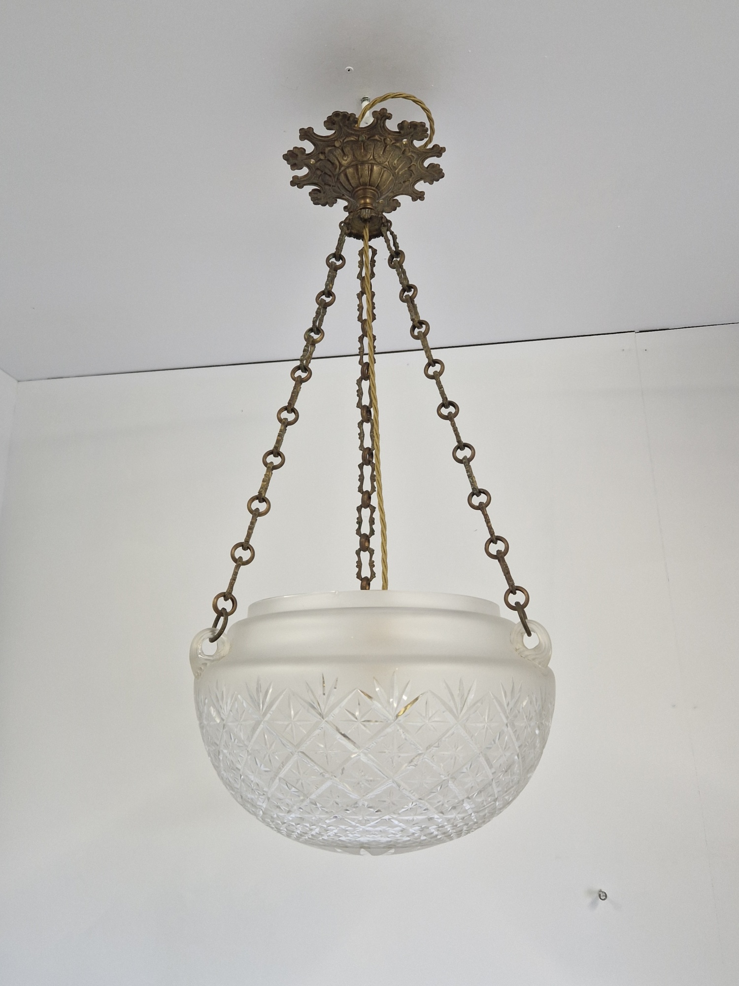 Unsigned | Rare Cut-Glass Plafonnier | England c.1905 - Image 3