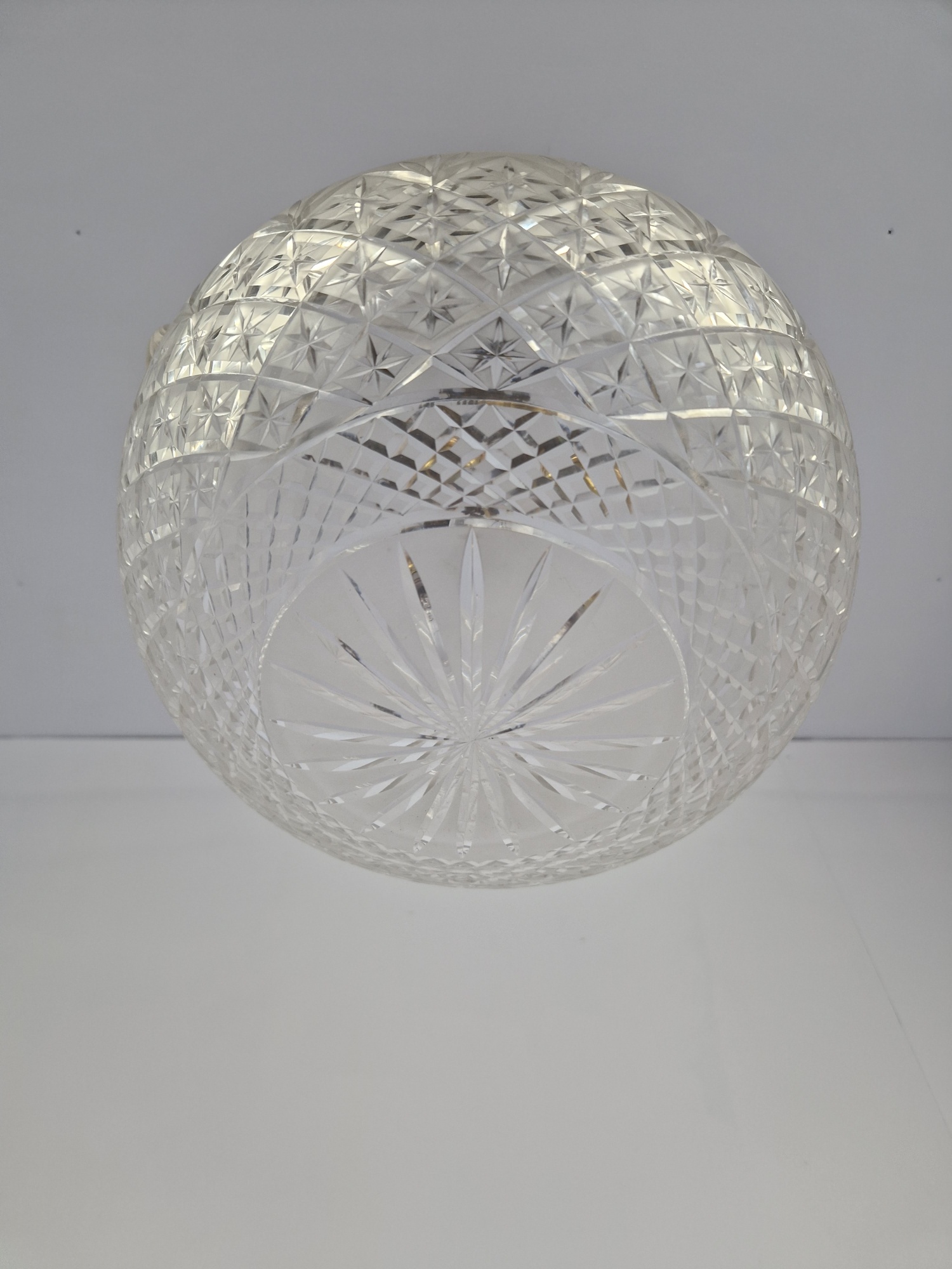 Unsigned | Rare Cut-Glass Plafonnier | England c.1905 - Image 7