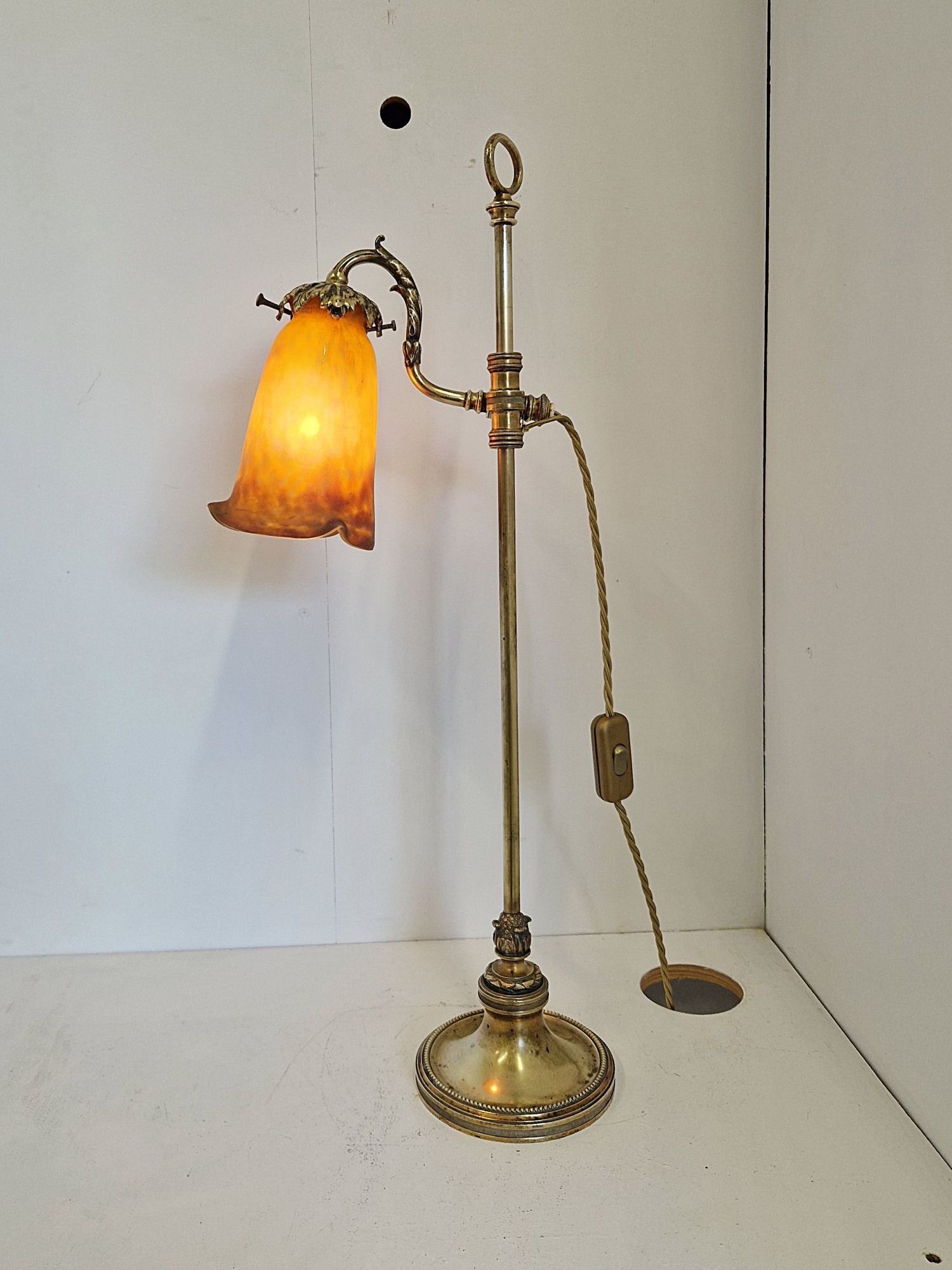 Maison Gagneau, Paris with Muller Frères | Neoclassical "Student" Lamp | France c.1925 | SOLD - Image 2