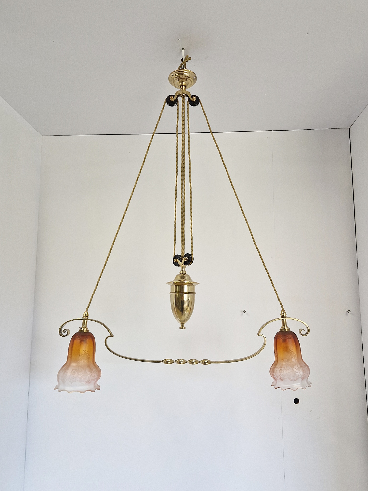 Unsigned | Edwardian "Rise & Fall" Ceiling Light | England c.1905 - Image 3