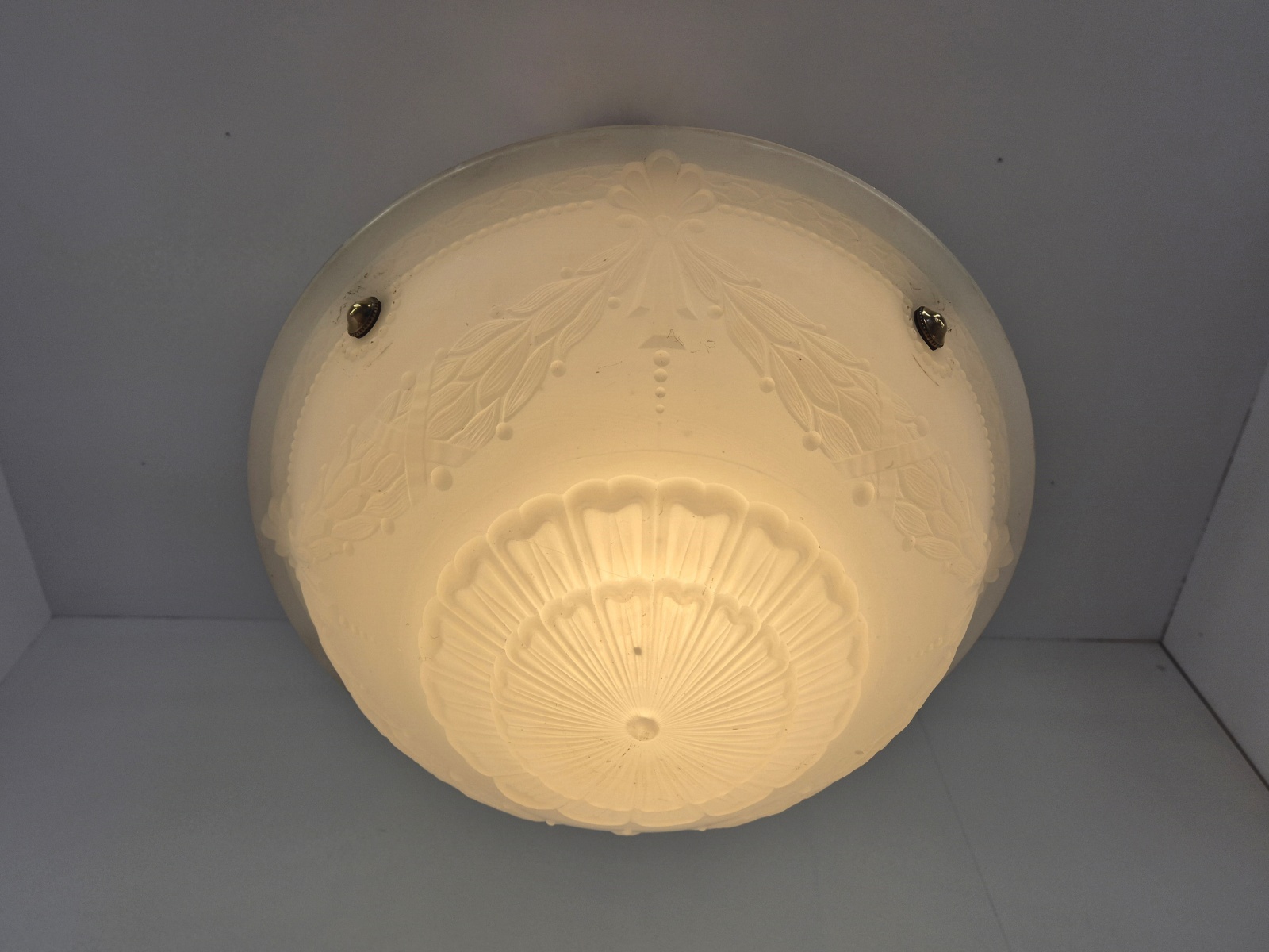 Unsigned | 2 Neo-Classical "Radiac" Plafonniers | England c.1925 | SOLD - Image 6