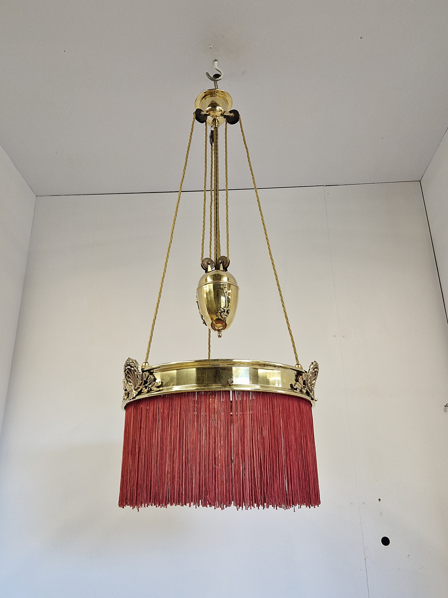 Unsigned | Traditional Circular Rise & Fall Chandelier | England c.1915 | SOLD - Image 5