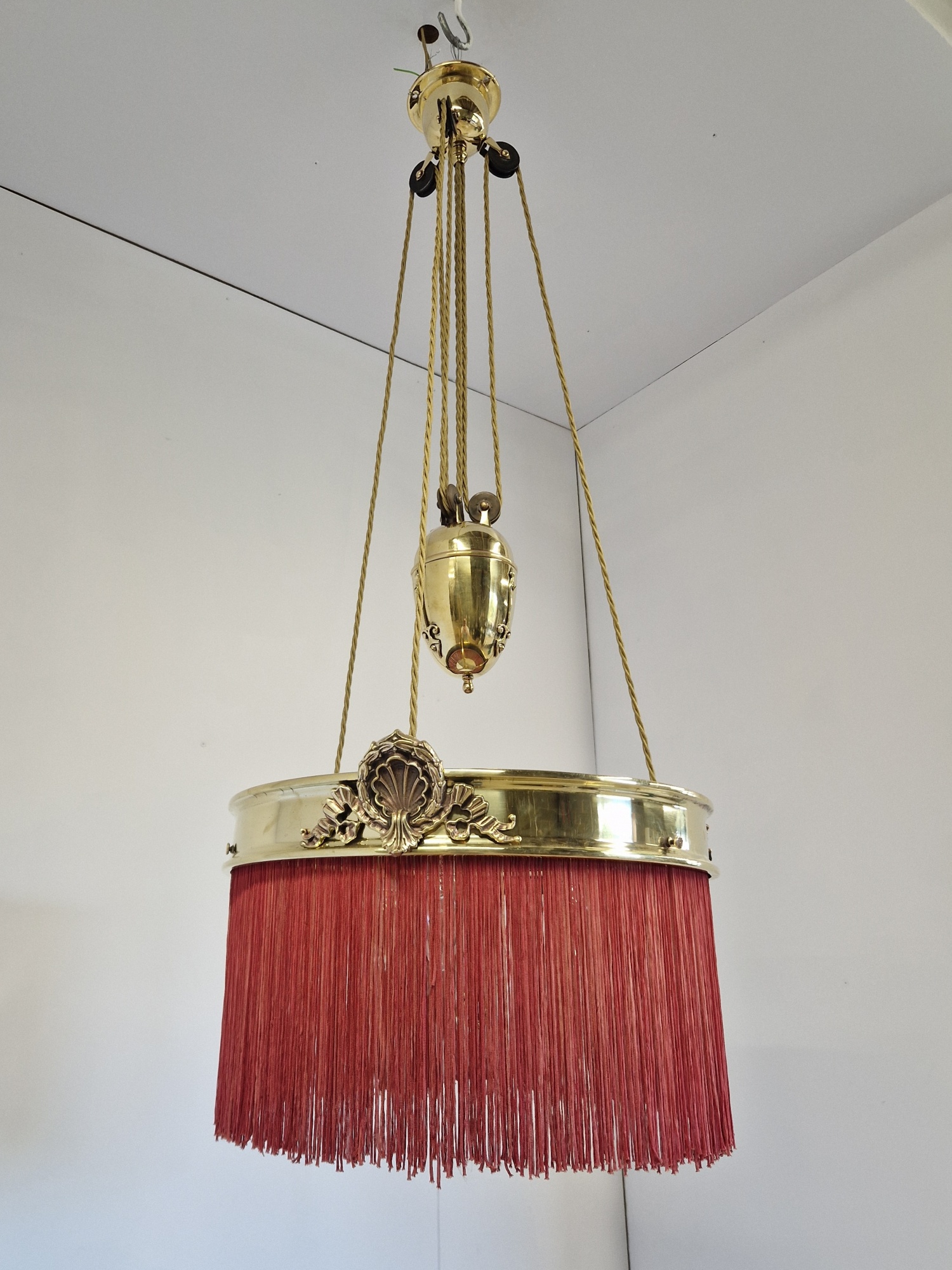 Unsigned | Traditional Circular Rise & Fall Chandelier | England c.1915 | SOLD - Image 7