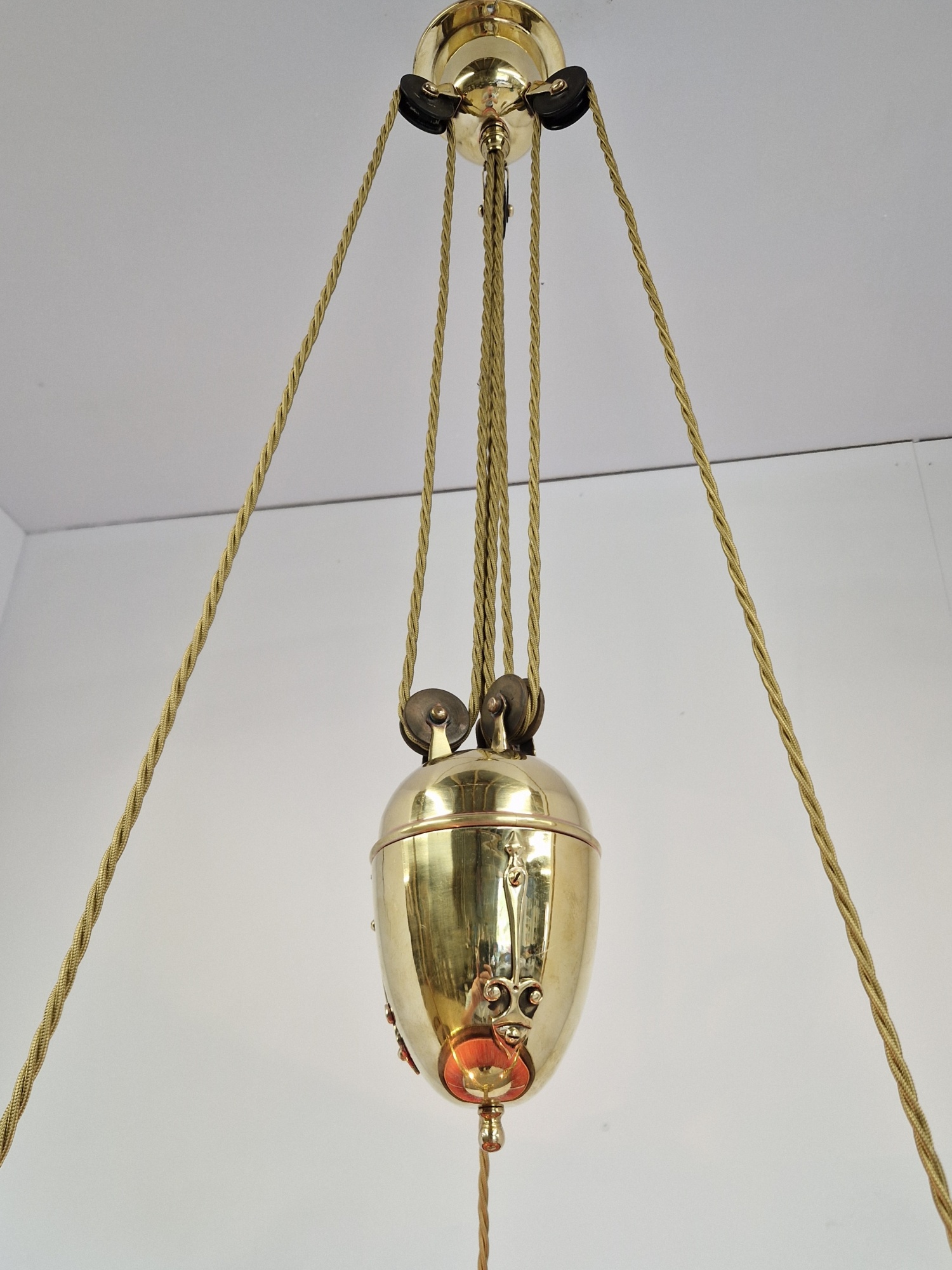 Unsigned | Traditional Circular Rise & Fall Chandelier | England c.1915 | SOLD - Image 10