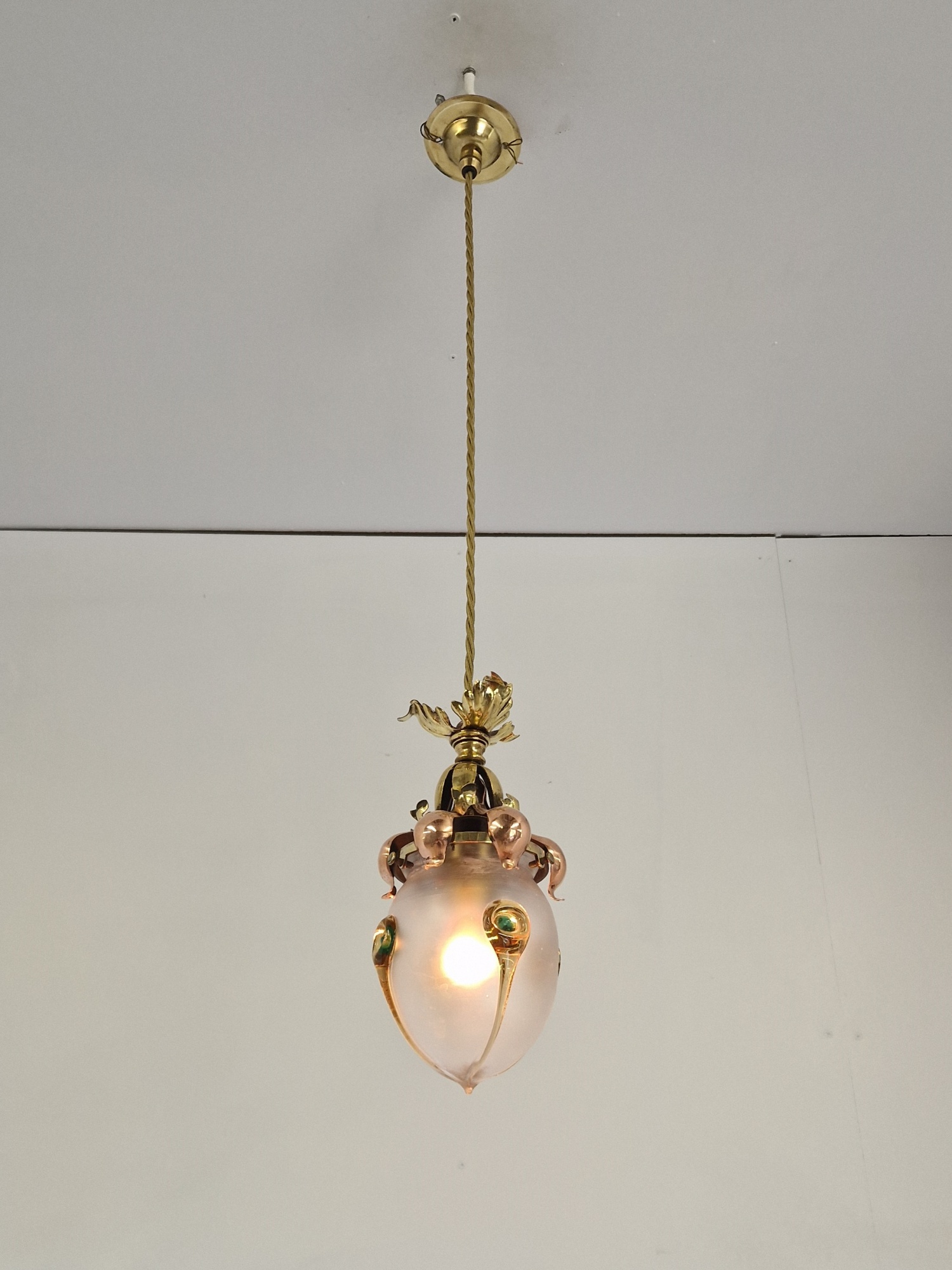 Stuart & Sons, Birmingham | Arts & Crafts Pendant Lampshade | England 1900 | SOLD - Image 4