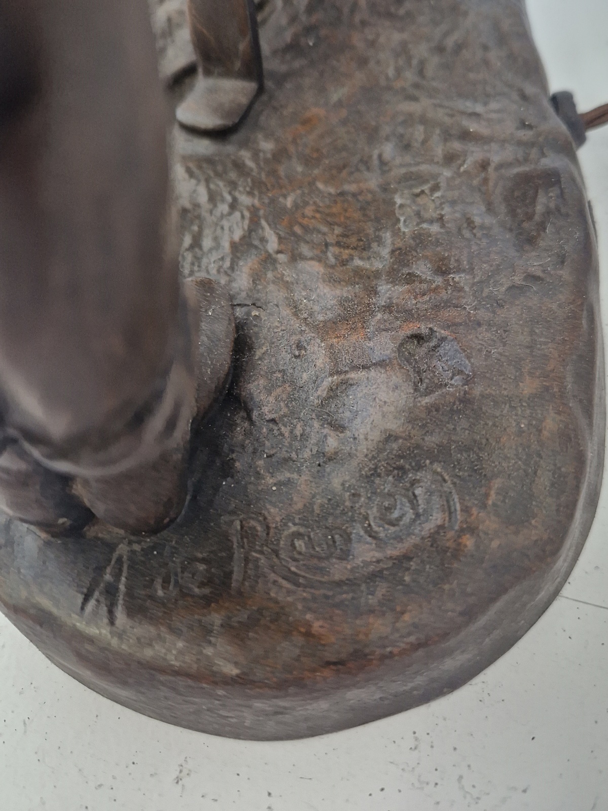 "Ah! La Bonne Pipe" par Aristide de Ranieri | Bronzed-Spelter Figural Night-light | France c.1925 - Image 7