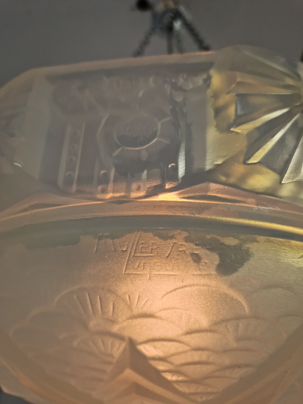 Muller Frères, Luneville | Opalescent Art Deco Plafonnier | France c.1925 | SOLD - Image 9