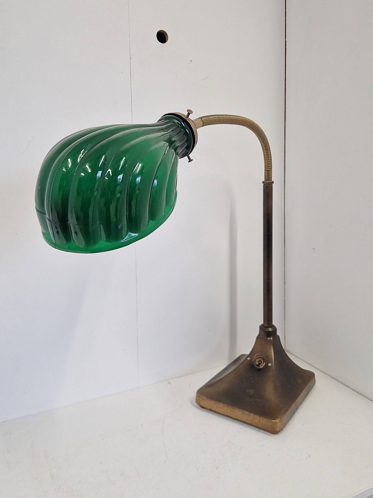 Unsigned | Large Banker's Desk Lamp | England 1910-20 | SOLD - Image 5