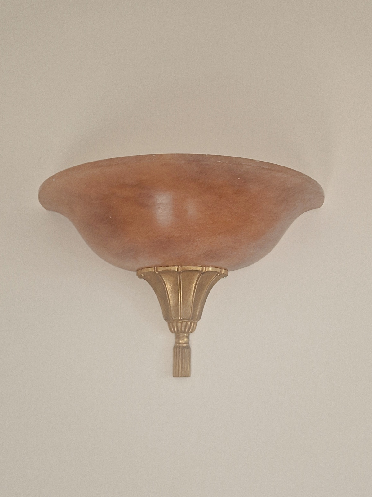 Unsigned | 2 Art Deco Alabaster Wall Lights | France c.1925 - Image 3