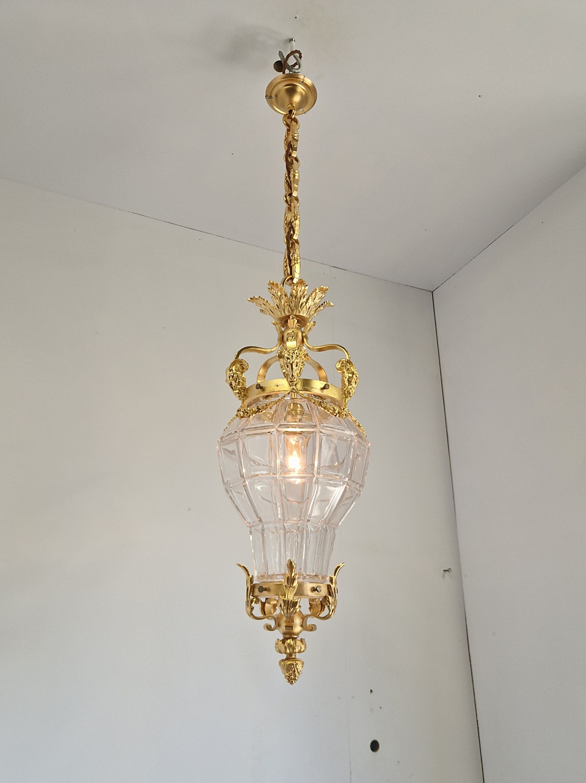 Attributed Escaré & Danelle | Large Gilded "Versailles" Prism Lantern | England Early c.20th - Image 4