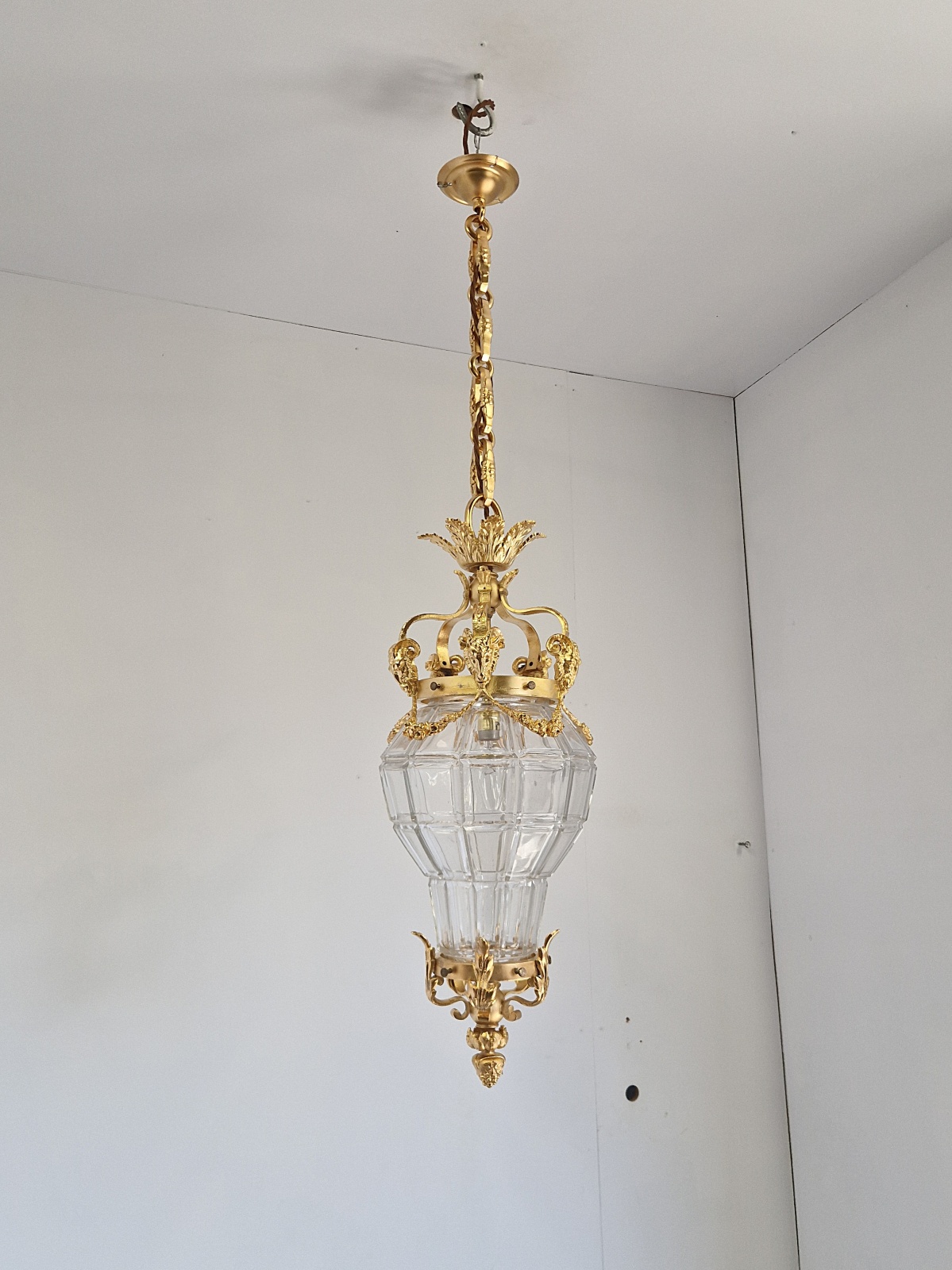 Attributed Escaré & Danelle | Large Gilded "Versailles" Prism Lantern | England Early c.20th - Image 5