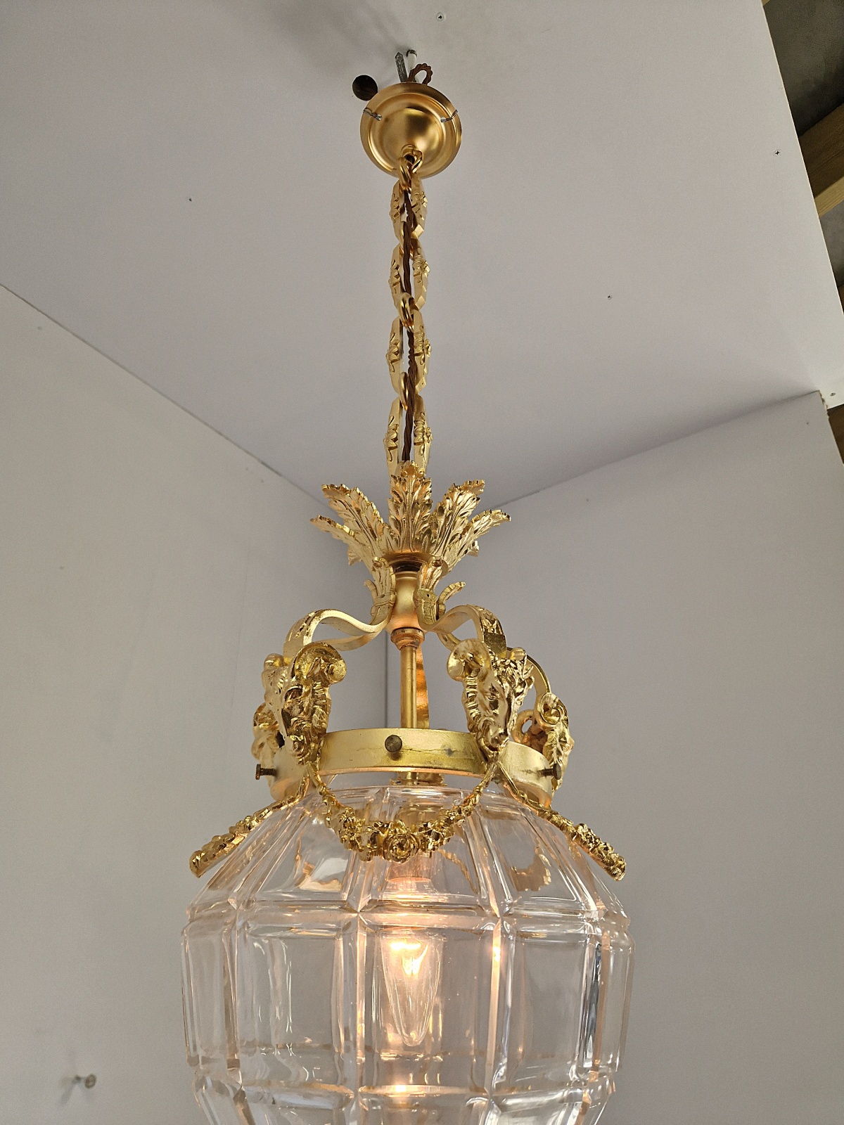 Attributed Escaré & Danelle | Large Gilded "Versailles" Prism Lantern | England Early c.20th - Image 8