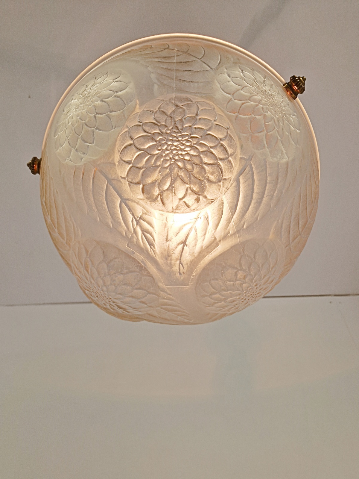 René Lalique | "Dahlia" Frosted Glass Plafonnier | France c.1925 - Image 8