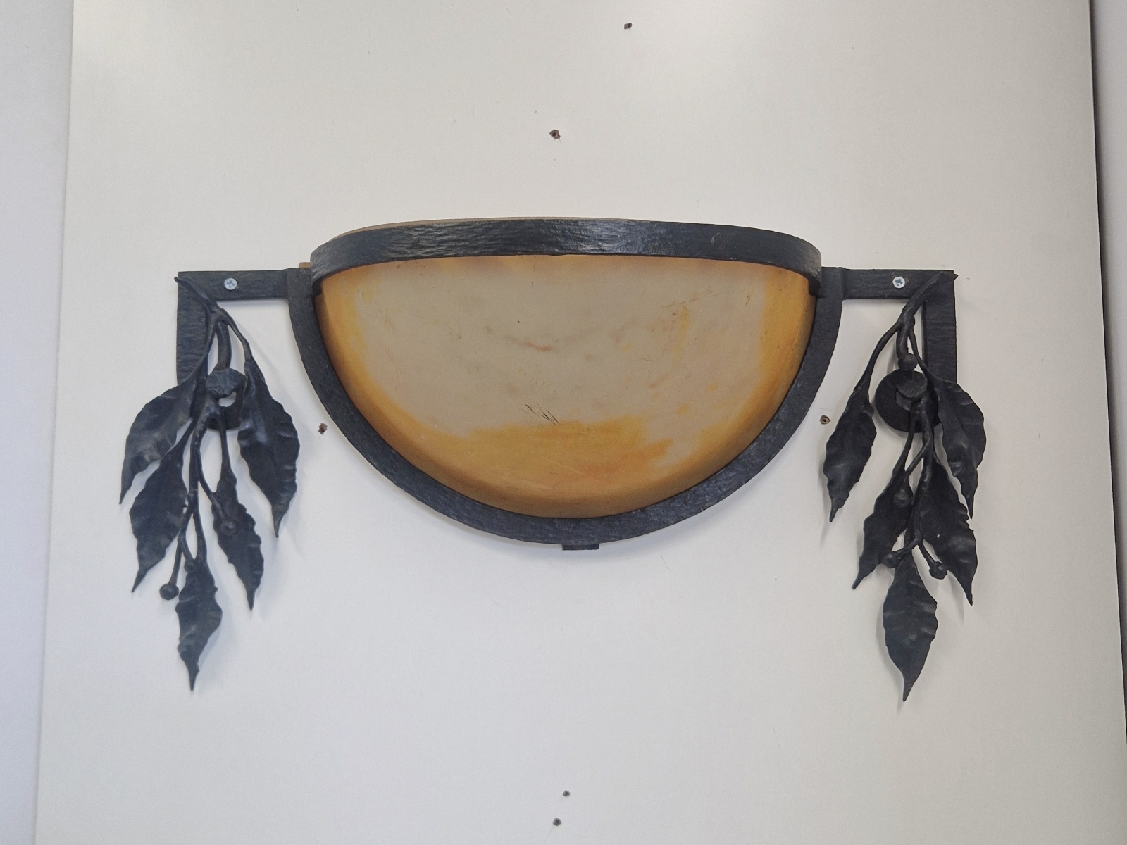 Daum Frères, Nancy | 2 Wrought-Iron & Pate-de-verre Wall Lights | France c.1925 - Image 3