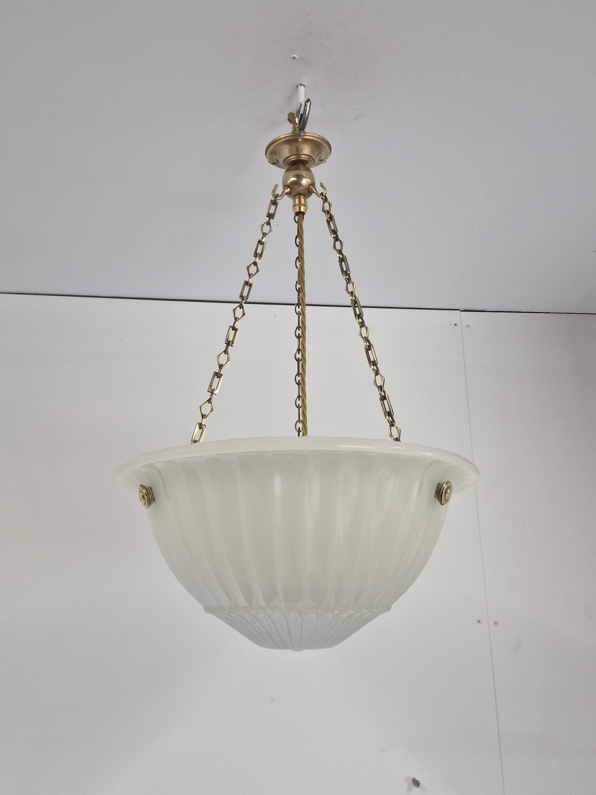 Jefferson & Co. | 2 Moonstone Plafonniers | England c.1925 - Image 3