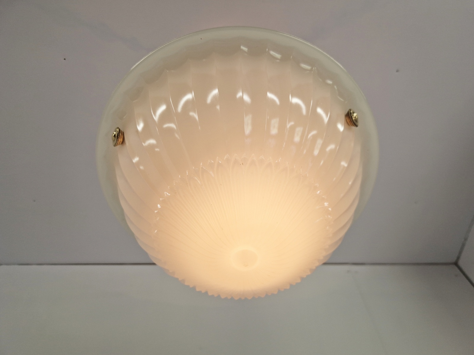 Jefferson & Co. | 2 Moonstone Plafonniers | England c.1925 - Image 8