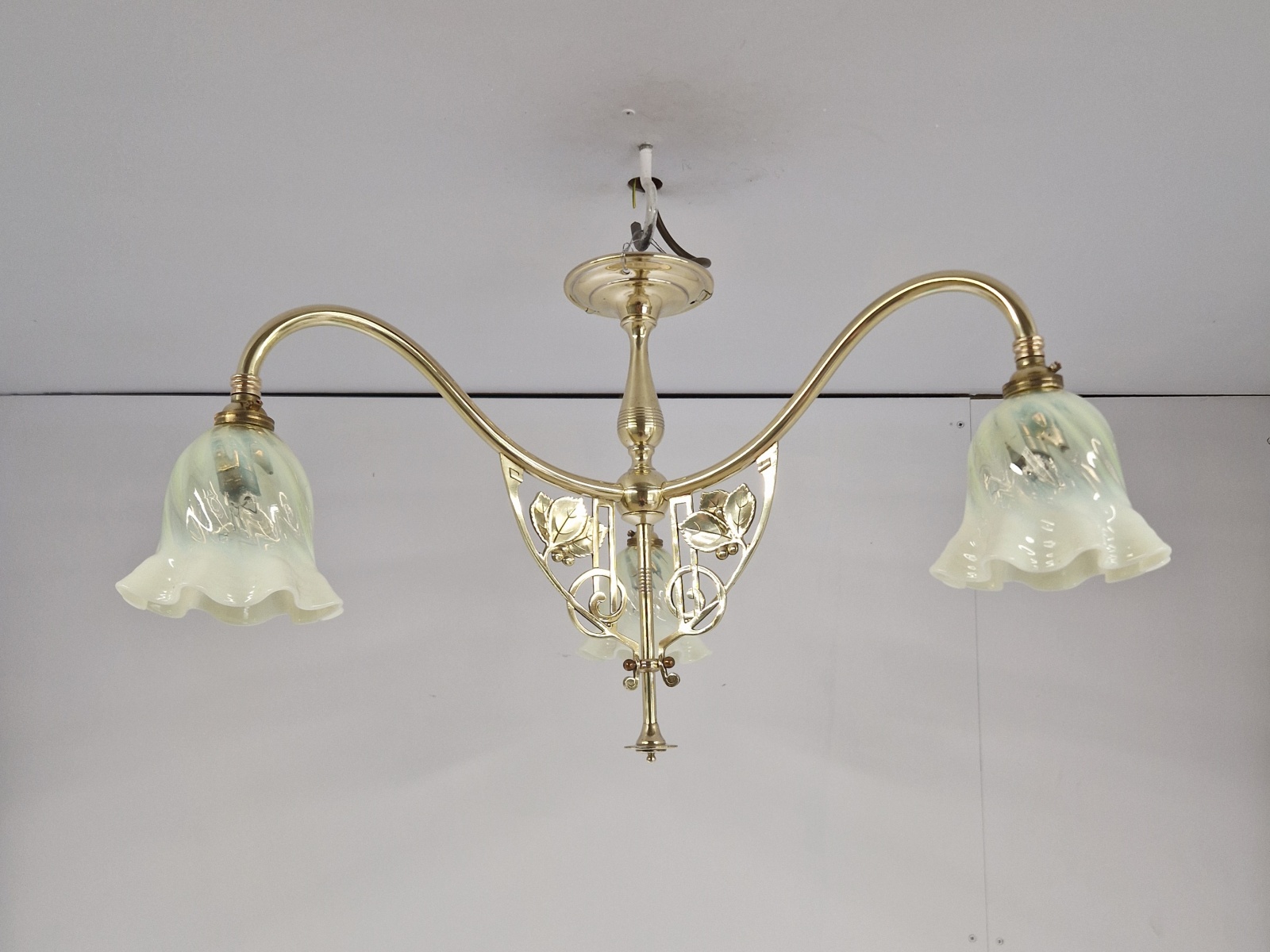 Style of Meynell & Sons, Wolverhampton | Small Art Nouveau 3 Branch Ceiling Light | England c.1910 | SOLD - Image 3