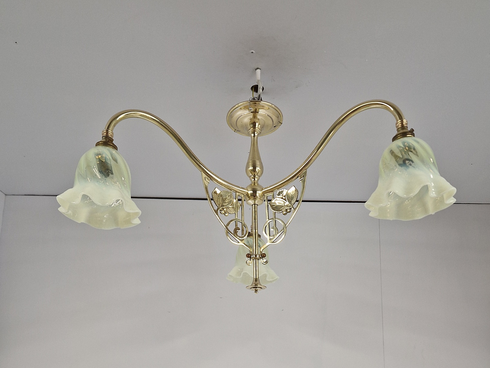 Style of Meynell & Sons, Wolverhampton | Small Art Nouveau 3 Branch Ceiling Light | England c.1910 | SOLD - Image 5