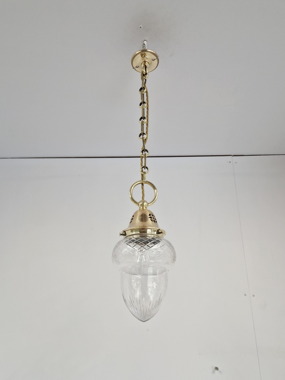 Unsigned | Cut-glass "Pineapple" Pendant Lampshade | England c.1905 | SOLD - Image 5