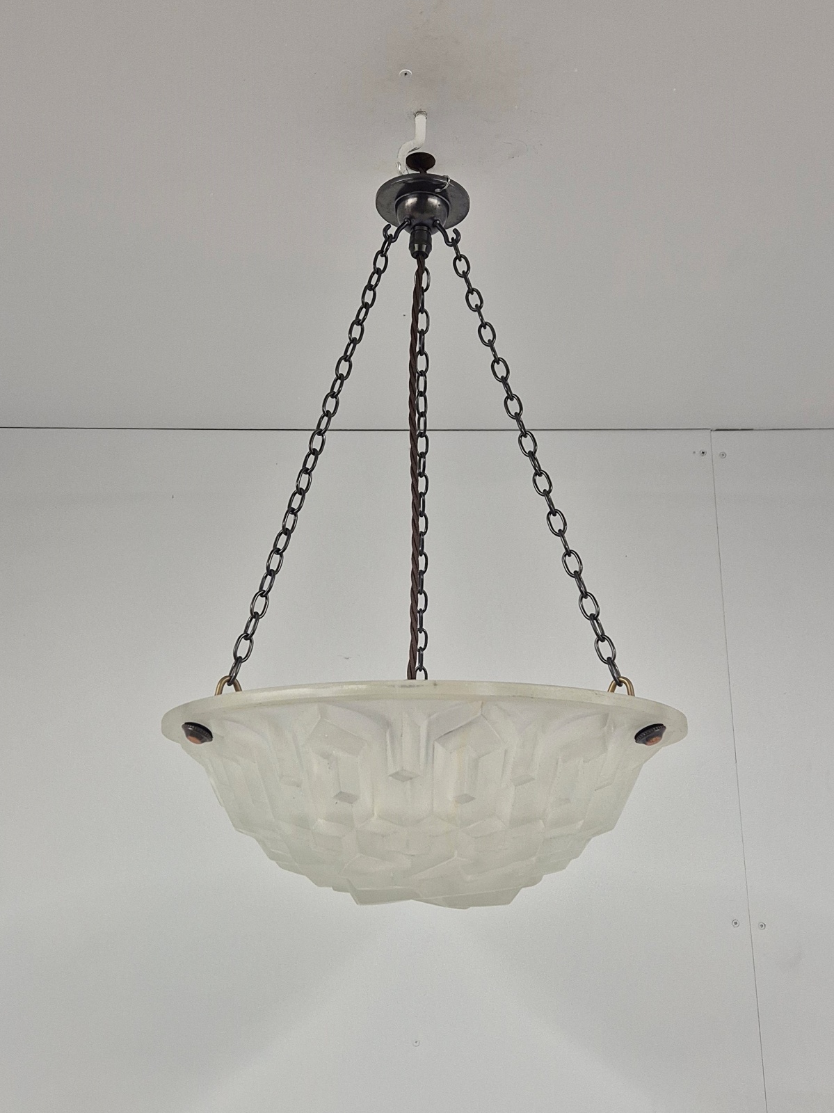 Verrerie D'art Degué | Frosted Art Deco Plafonnier | France c.1930 | SOLD - Image 3