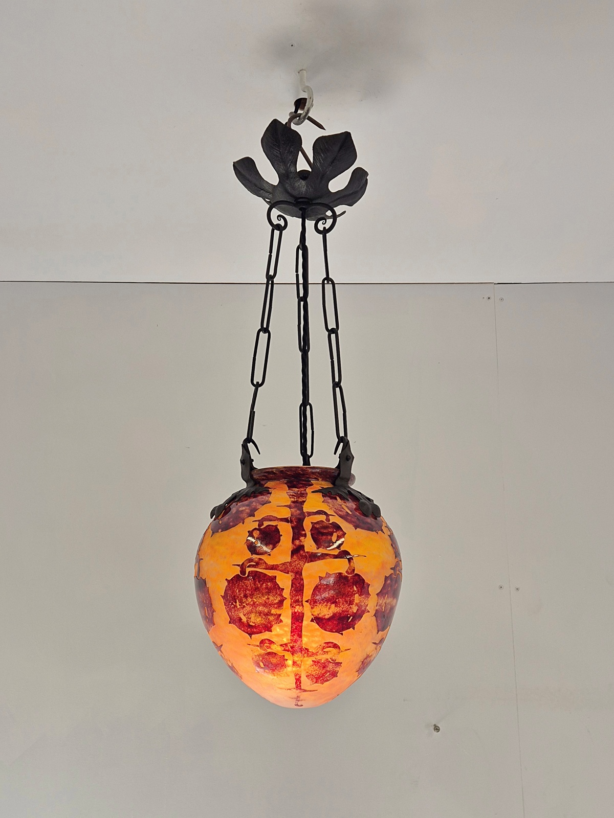 Le Verre Français (Verreries Schneider) | "Les Marrons" Cameo-glass Lantern | France c.1925 - Image 2